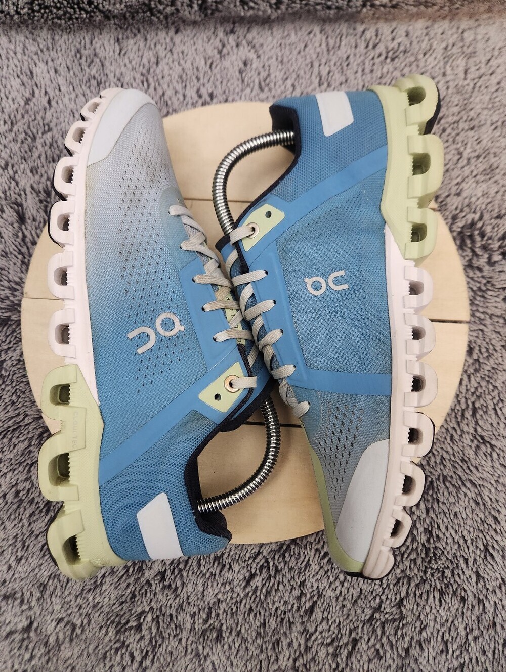 ON Running Cloudflow Women’s Size 9 Running Shoes - Picture 5 of 9
